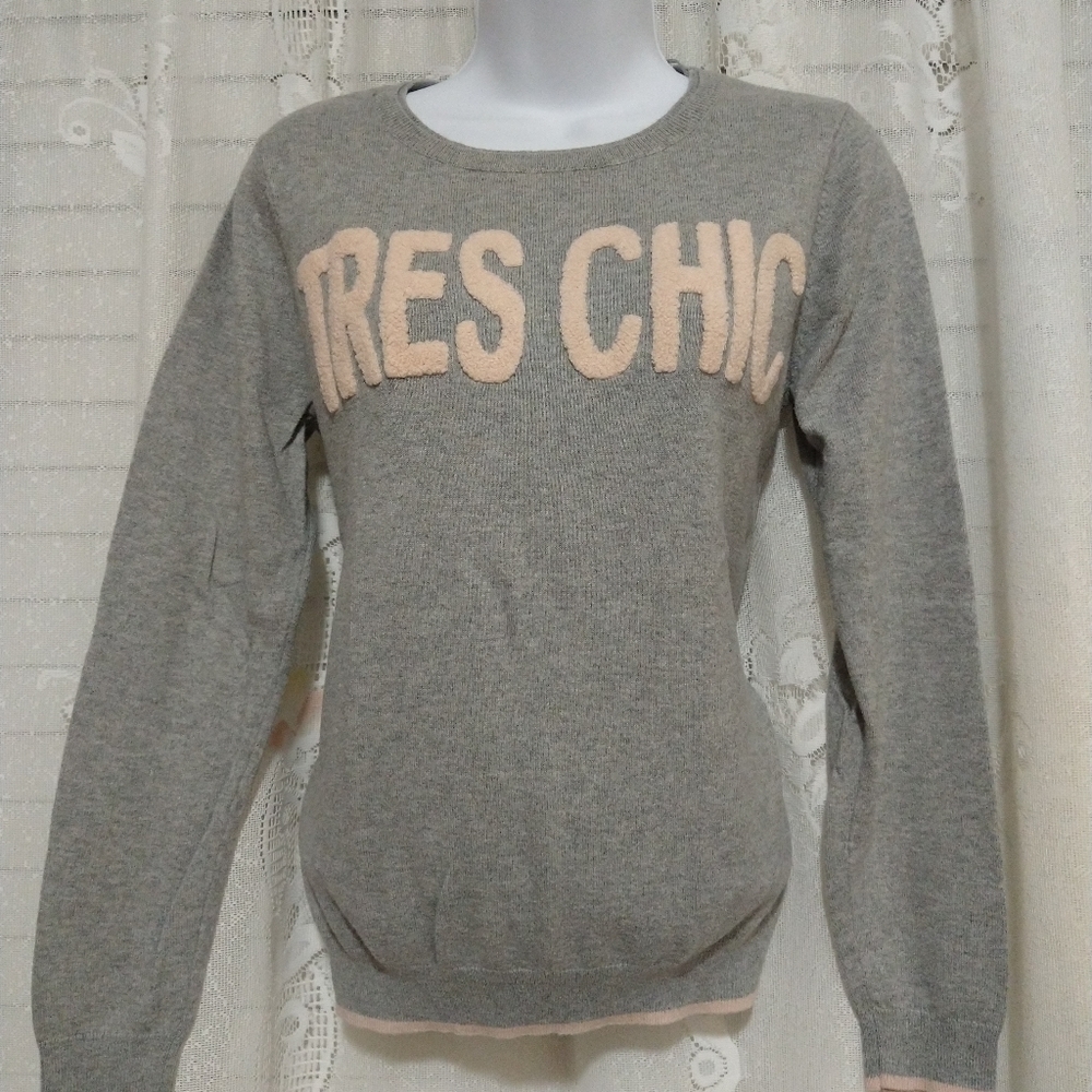 Elle Tres Chic Sweater
